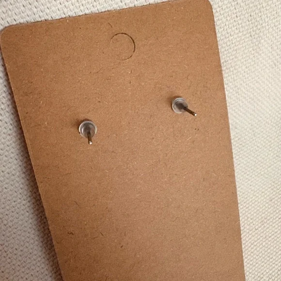 Joker Stud Earrings💚 (DC Comics) - Picture 7 of 7